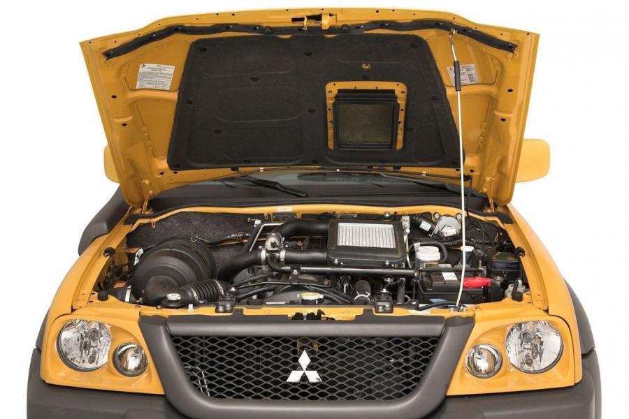  Mitsubishi L200 Savana 2008 года  (BR) (фото 6 из 20)
